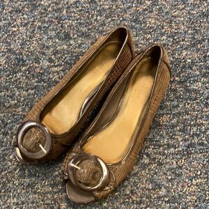 Attention Brown Heels sz. 7